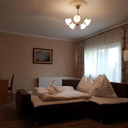 Sara Ubytování v soukromí Zamárdi